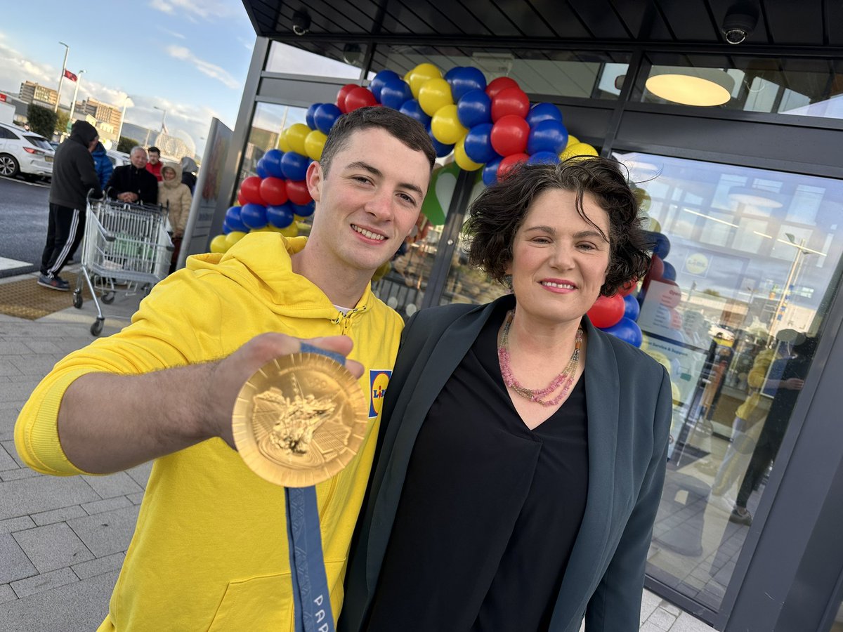 Claire Hanna (@clairehanna) on Twitter photo Don’t see one of these every day!
Very cool to meet the mighty <a href="/McClenaghanRhys/">Rhys Mcclenaghan</a>, marvel at his medal & tell him how proud we all are of him! 🥇
Occasion was the opening of a new Lidl at Boucher, just beside Olympia, which nearby residents & workers are delighted about. Don’t see one of these every day!
Very cool to meet the mighty <a href="/McClenaghanRhys/">Rhys Mcclenaghan</a>, marvel at his medal & tell him how proud we all are of him! 🥇
Occasion was the opening of a new Lidl at Boucher, just beside Olympia, which nearby residents & workers are delighted about.