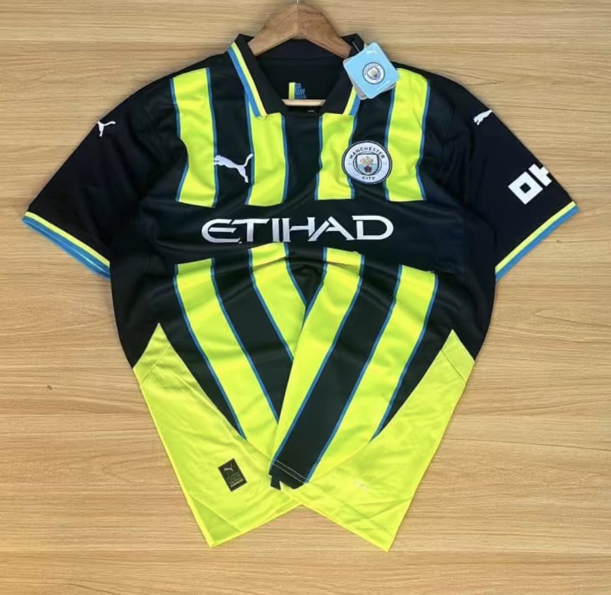 KenWoodJerseys's tweet photo. Club Team Jersey Available for purchase @KenWoodJerseys 

¢150

Nationwide Delivery 🚚 📦 

Kindly Call 0548745692 or WhatsApp me  using this the link ➡️https://t.co/goFWDyAhA3 https://t.co/aGAv9W2k3X