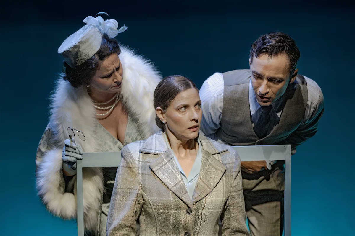 Limelight (@limelightartsau) on Twitter photo The Queen’s Nanny (<a href="/ensemblesydney/">Ensemble Theatre</a>)
A tartly funny story of a woman who gave her all to The Firm.
limelight-arts.com.au/reviews/the-qu… The Queen’s Nanny (<a href="/ensemblesydney/">Ensemble Theatre</a>)
A tartly funny story of a woman who gave her all to The Firm.
limelight-arts.com.au/reviews/the-qu…