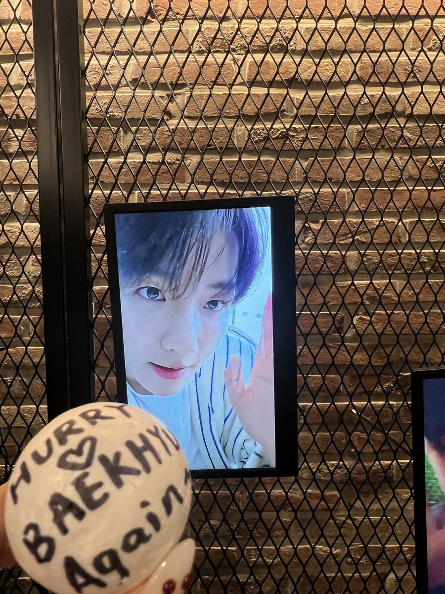Hurry0310's tweet photo. 🍎get it！#백현
#BAEKHYUN
#HelloWorld
#뮤직플랜트
#MUSICPLANT
#BAEKHYUN_POPUP
#HelloWorld_POPUP https://t.co/HM7LjGGTZB