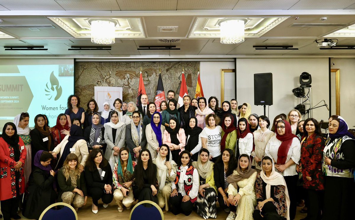 WomenForAfg's tweet image. Day one of the Women for Afghanistan Summit in Tirana has successfully concluded, uniting over 120 Afghan women from around the world to create a common vision for Afghanistan.
#AWS24 
#MyVoiceMyRight 
#WomenForAfghanistan