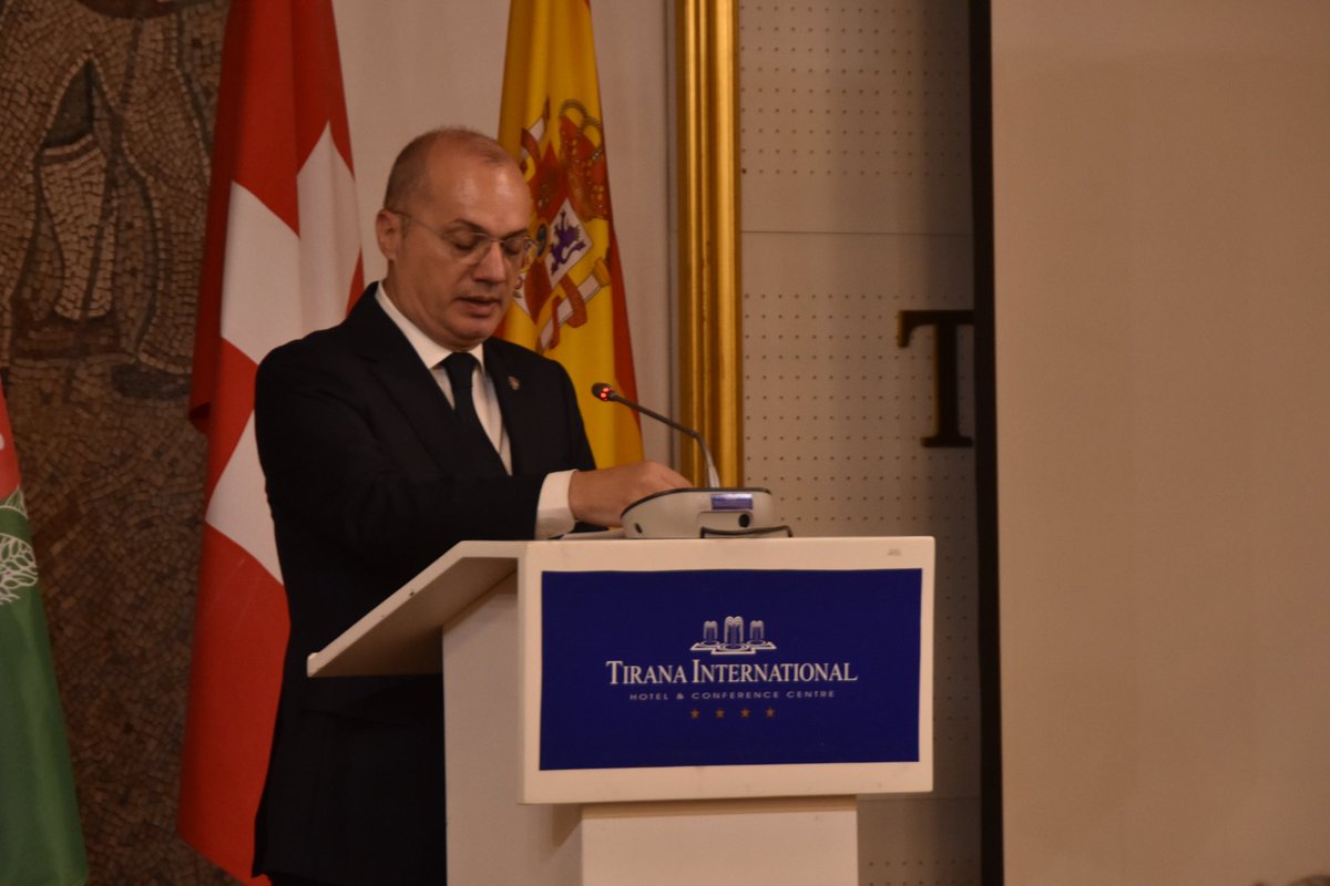 WomenForAfg's tweet image. Day one of the Women for Afghanistan Summit in Tirana has successfully concluded, uniting over 120 Afghan women from around the world to create a common vision for Afghanistan.
#AWS24 
#MyVoiceMyRight 
#WomenForAfghanistan