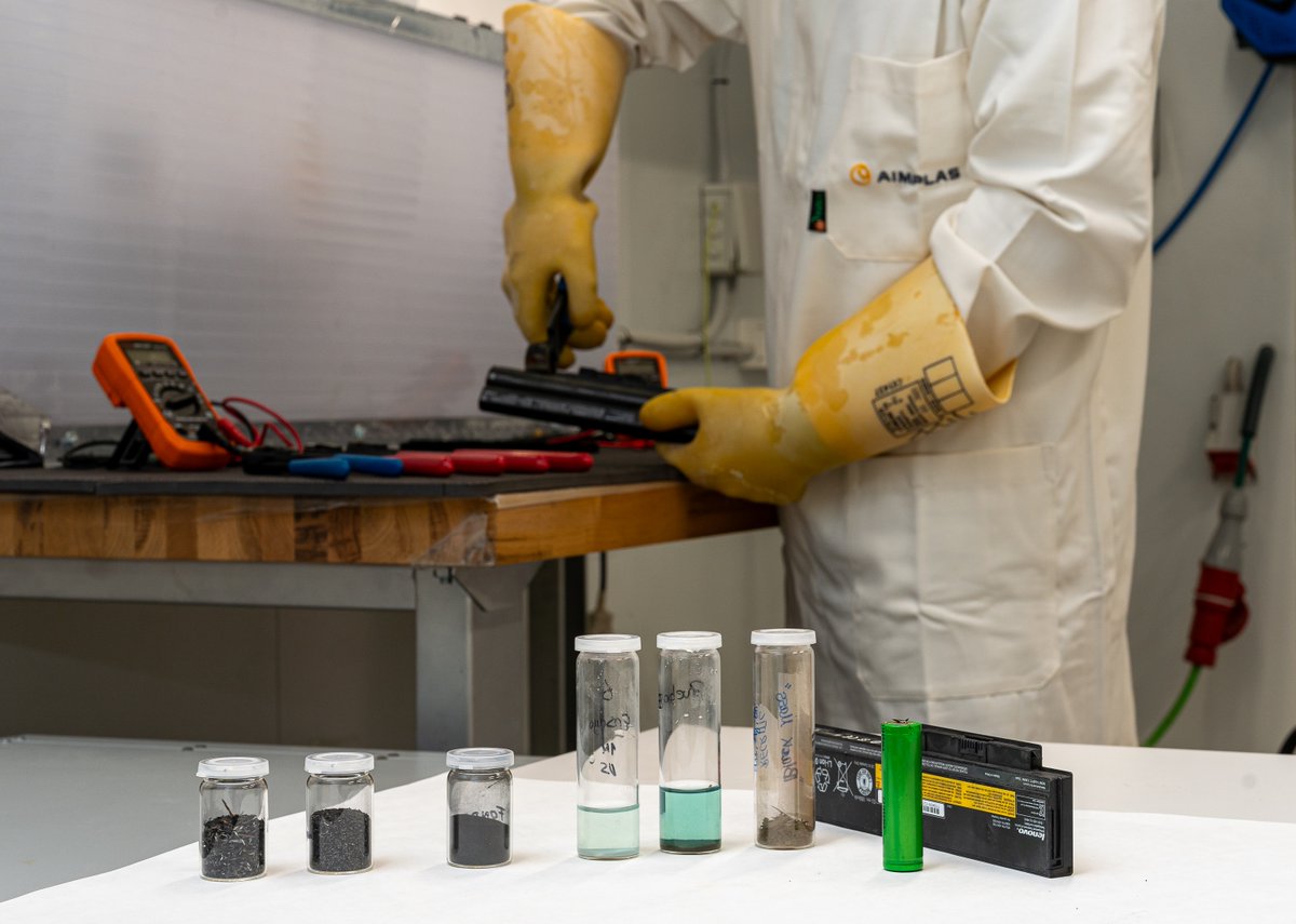 Fedit's tweet photo. El Centro Tecnológico @aimplas coordina la investigación y desarrollo de los proyectos #BIOFAST y #METALLON
➡️ https://t.co/SepzCSD4z2
#CentrosTecnológicos #TransferenciaTecnológica https://t.co/vk7aICdYGX