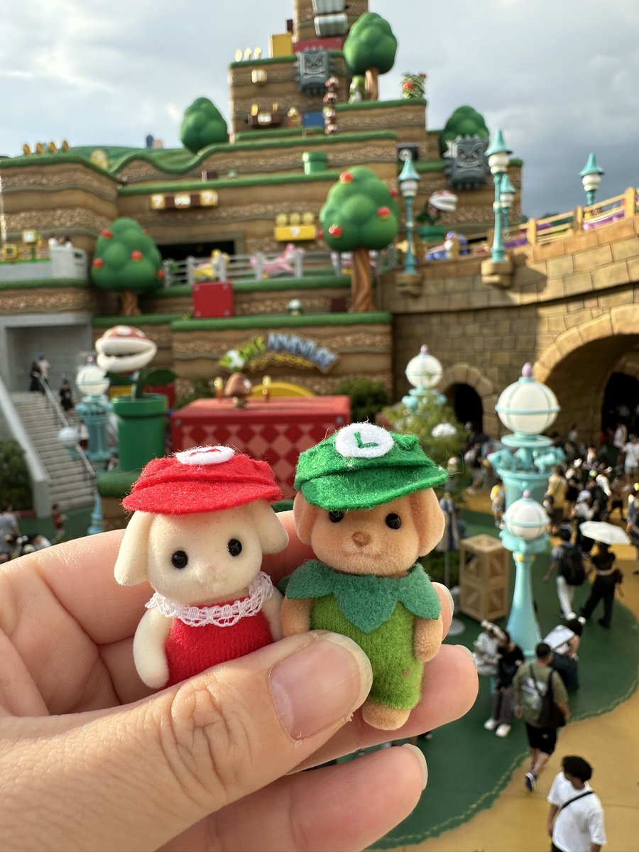 kawaii_love_30's tweet photo. やっとニンテンドーエリア入れたのに雷☂️🤣 https://t.co/Qo8ebY0O76