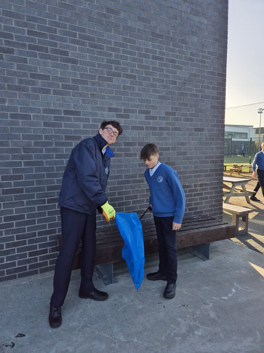 Ardgillan College Climate Action (@ardgillanca) on Twitter photo TY students did a quick litter pick around nearby laneways this morning 🌄 we filled a bin bag in 10 minutes! <a href="/ArdgillanCNews/">Ardgillan College</a> <a href="/GreenSchoolsIre/">Green-Schools</a> #ClimateAction TY students did a quick litter pick around nearby laneways this morning 🌄 we filled a bin bag in 10 minutes! <a href="/ArdgillanCNews/">Ardgillan College</a> <a href="/GreenSchoolsIre/">Green-Schools</a> #ClimateAction