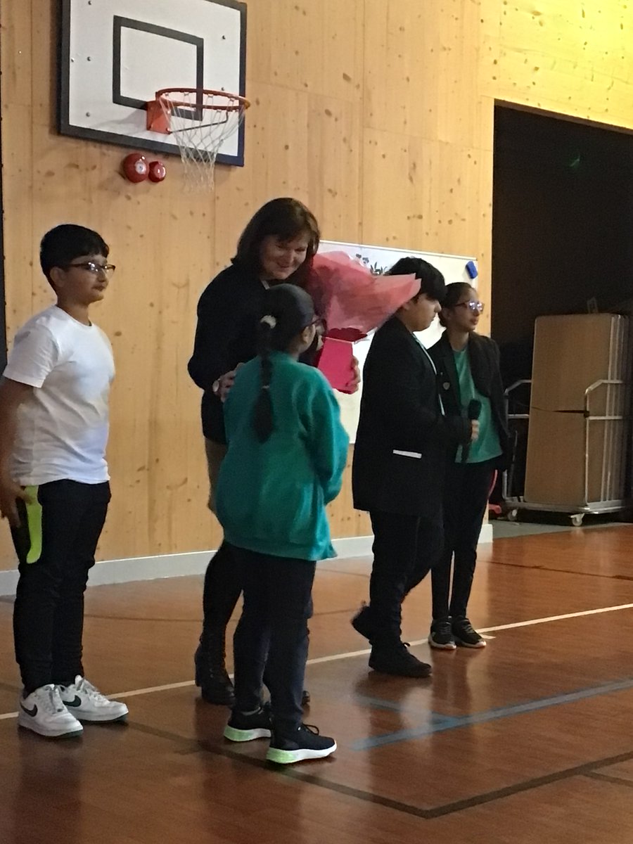 NansenSchool's tweet image. We enjoyed a fantastic assembly from our  @LeighTrustCEA and @LeighTrustCEO today. We are very proud to be part of the Leigh Trust family - a flourishing family of schools, striving for excellence. @NansenHT @DHT_Nansen #CARES #TEAM