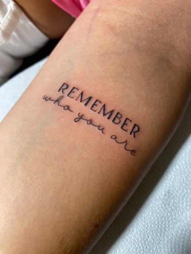 Goddess_ASPT's tweet photo. Foi dia de tatuar hoje 🥰
Reembolsem https://t.co/3U0v3dVSga