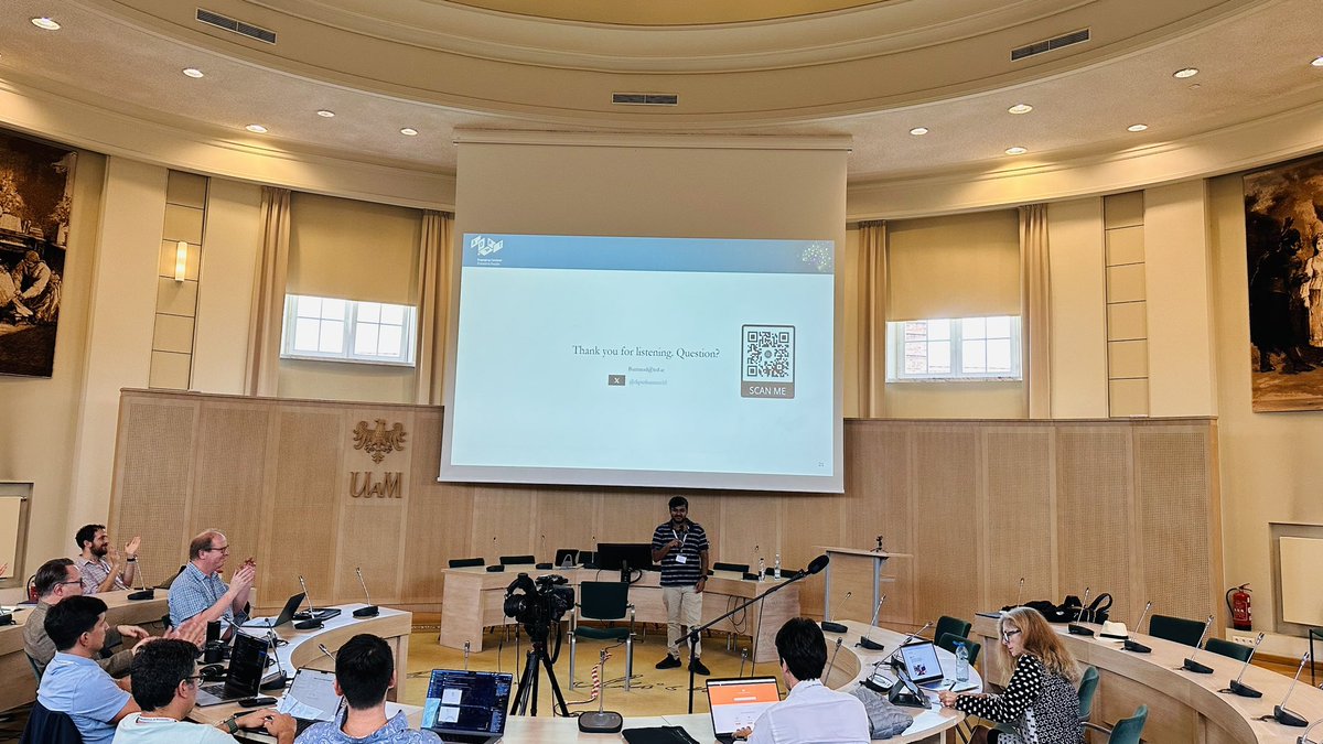 Dipto Barman (@diptobarman10) on Twitter photo Great to be presenting at <a href="/ACMHT/">ACM Hypertext 2025</a> today! Interesting feedback and opinions to incorporate in this research.
Read our paper at doi.org/10.1145/364818… Great to be presenting at <a href="/ACMHT/">ACM Hypertext 2025</a> today! Interesting feedback and opinions to incorporate in this research.
Read our paper at doi.org/10.1145/364818…