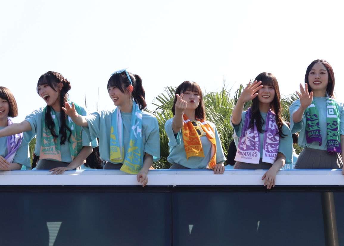 MIYAZAKI_HEROES's tweet photo. そして、コーチもしっかりパレードを楽しませてもらってました🫣

来年もこの場所でひなたフェスが開催出来るよう、おひさまの皆さんとお会いできるようにこれからも宮崎ヒーローズ頑張ります❤️‍🔥 https://t.co/AxhZUSIoNN