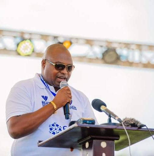 AgasekeTv's tweet photo. #Burundi Sur 17 pays qui avaient manifesté l'intérêt à participer, 11 étaient arrivés lors  de l'ouverture. Serges Ntakavura, président de la @Bdi_vollleyball , a donné coe principales raisons d'absence ou retard, la pand��mie de #MPOX et la grève des employés de @KenyaAirways https://t.co/NNK3dheMCs
