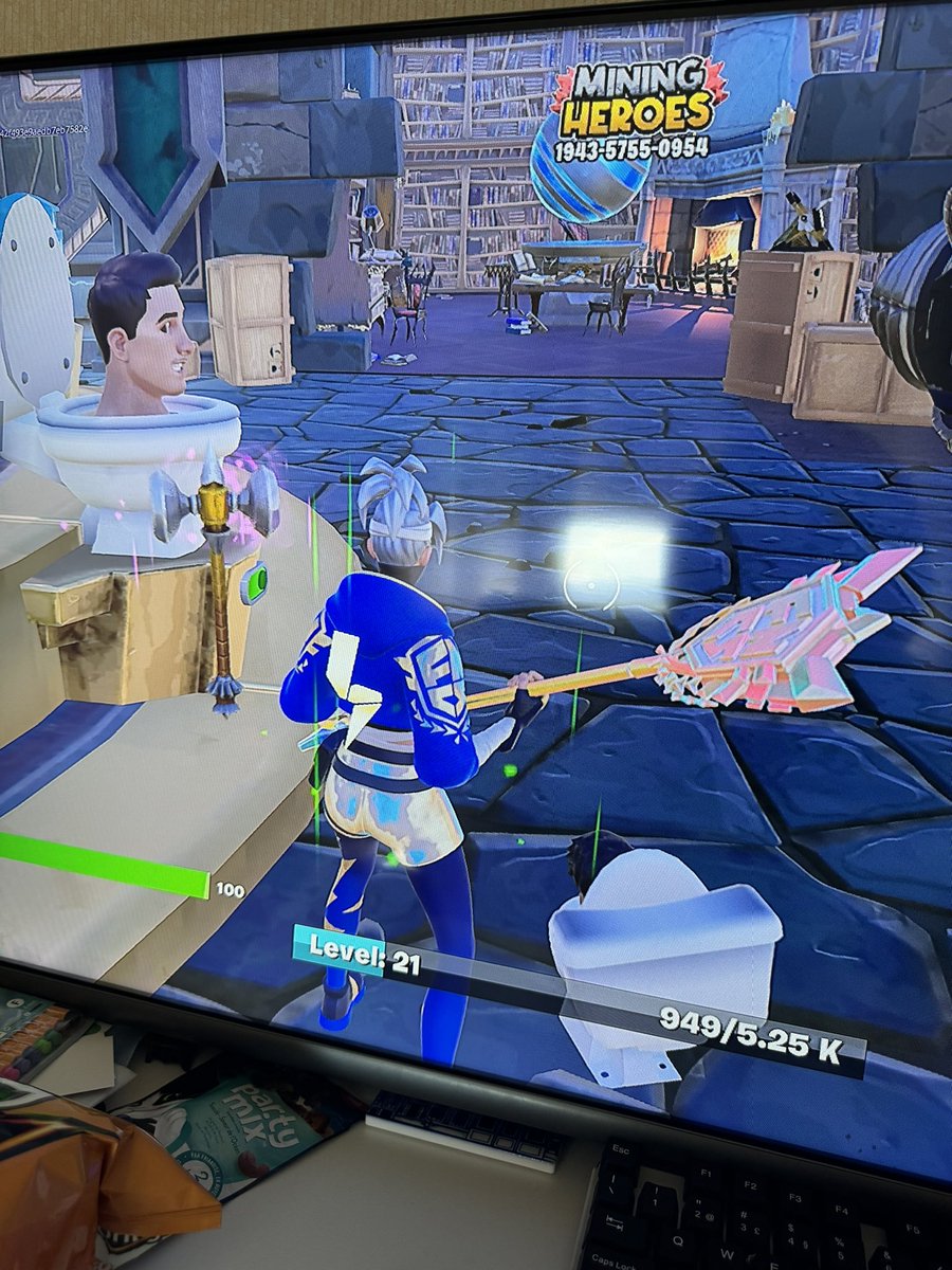 TBSFEARLESS's tweet photo. The guy from Fortnite is now following me around 😅 @muselk @Lazarbeam https://t.co/oYT3DOlAuF