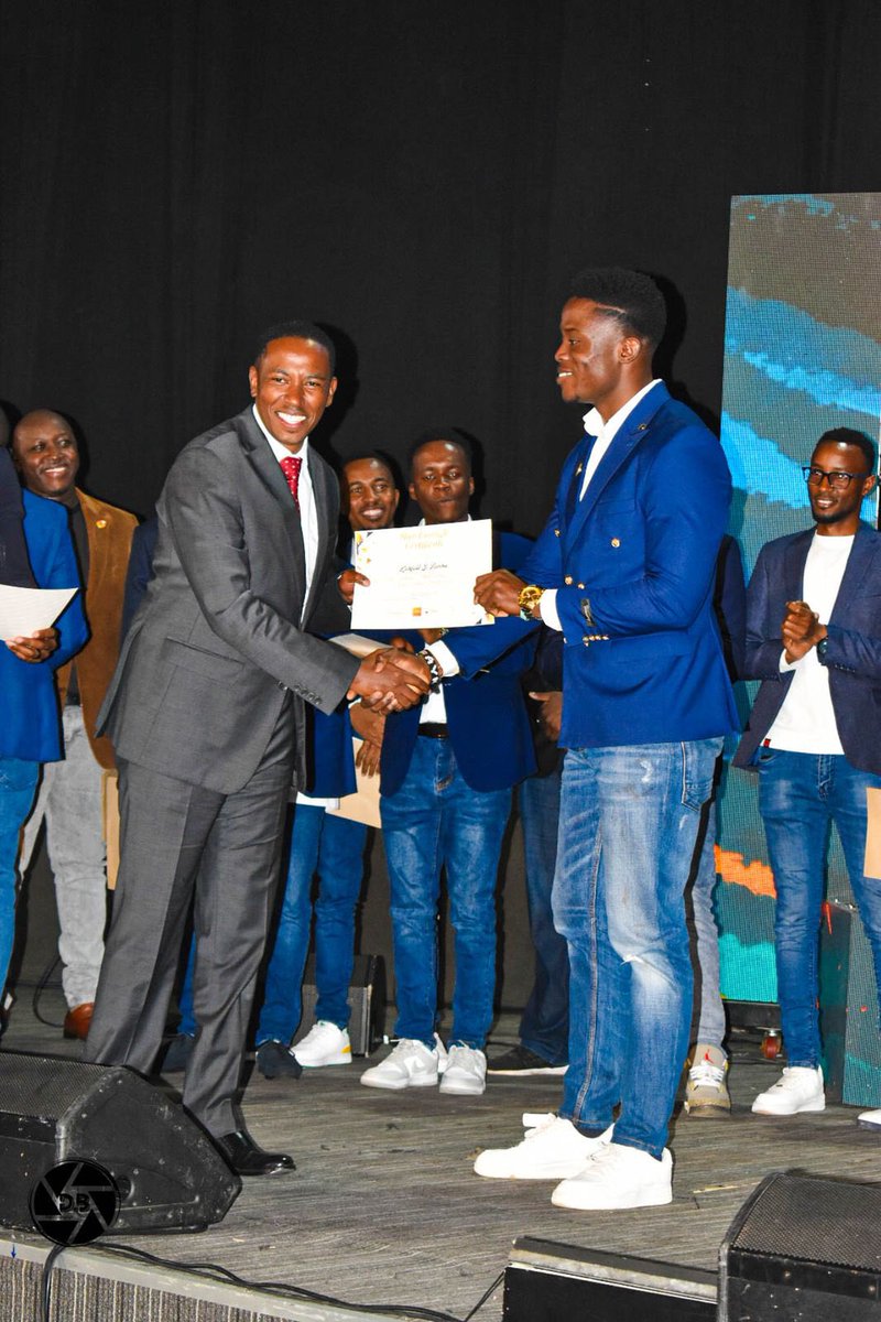 LichfieldRemmie's tweet photo. “Ordinary men are called Extraordinary when they overcome challenges in their lives. You don’t need to be labeled as special, talented, exceptional, or amazing to achieve great things—Just overcome!”
Cc: Rev. Macharia George🫡🔥
#manenough https://t.co/C0prrR4LwM
