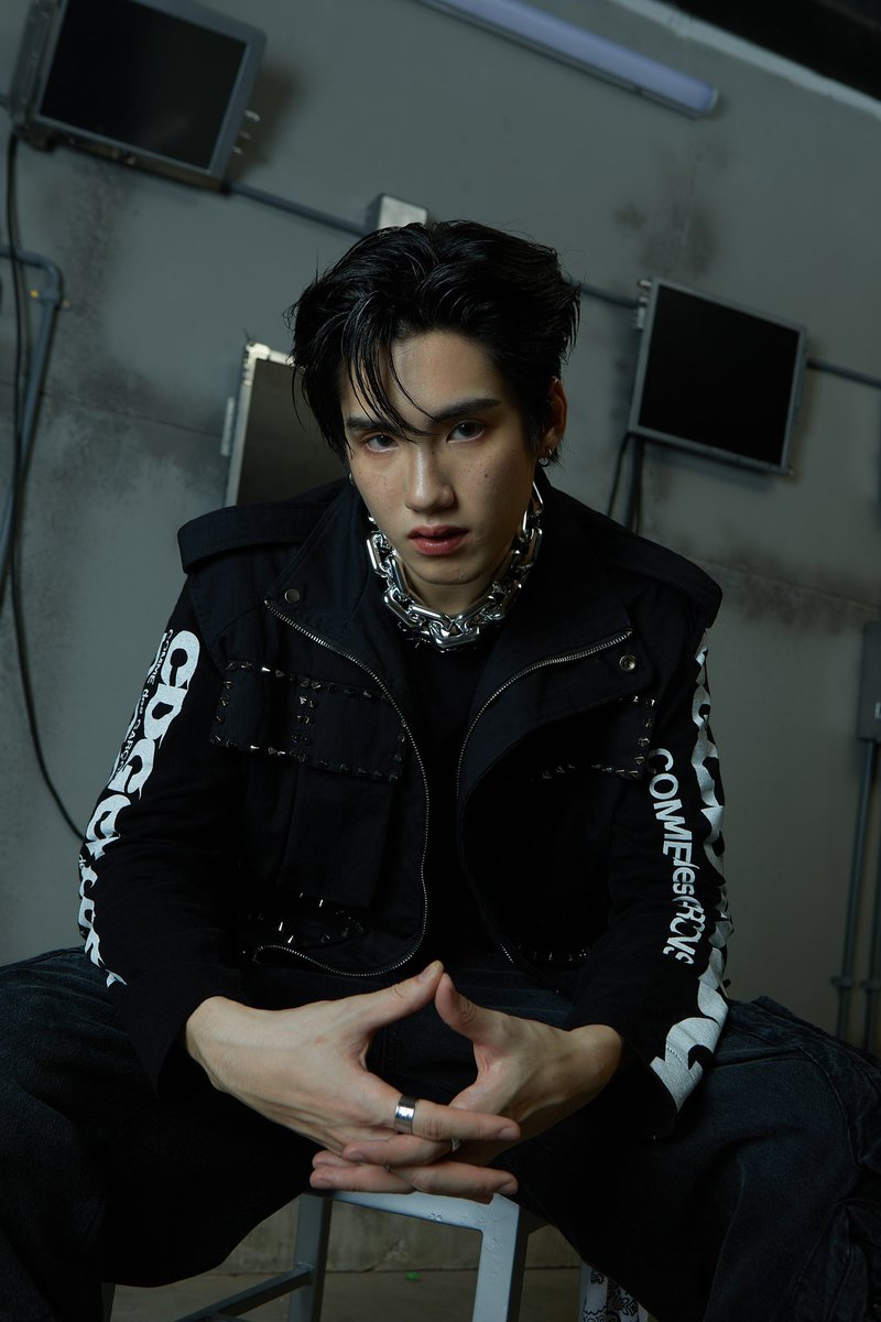 ถ้ารูปเซ็ตนี้ออกมาวันแรกบีอัสหอนแล้วค่ะ