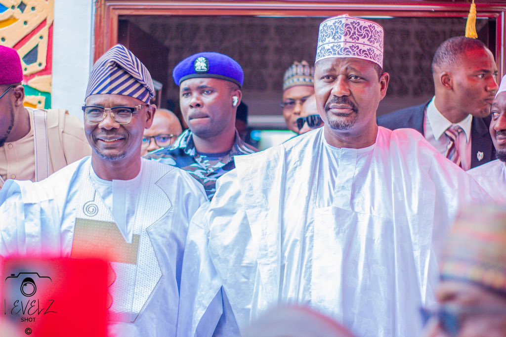 43rdAndoma's tweet photo. On the 6th of September 2024, His Highness, the Andoma of Doma, Ahmadu Aliyu Oga Onawo, OON, clinched exactly two decades on the throne. 
The kingdom was privilege to host series of high ranking traditional rulers from various Kingdoms across Nigeria. https://t.co/xHKMvvv8J0