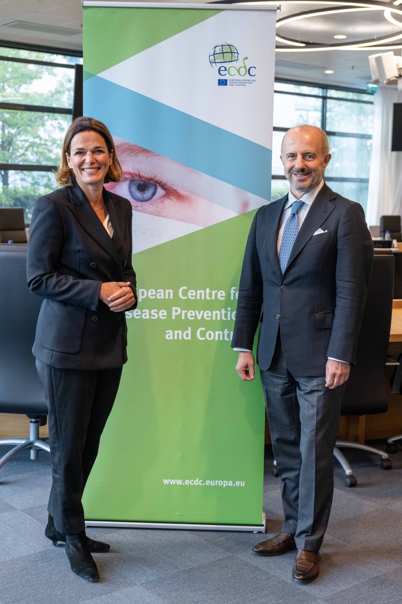 ECDC_EU's tweet photo. Today, #ECDC Director Pamela Rendi-Wagner met with Antonio Parenti of the European Commission's DG SANTE at our Agency to discuss our close collaboration and joint actions.

#AvianInfluenza #mpox #AMR https://t.co/Cwtch6oAmW