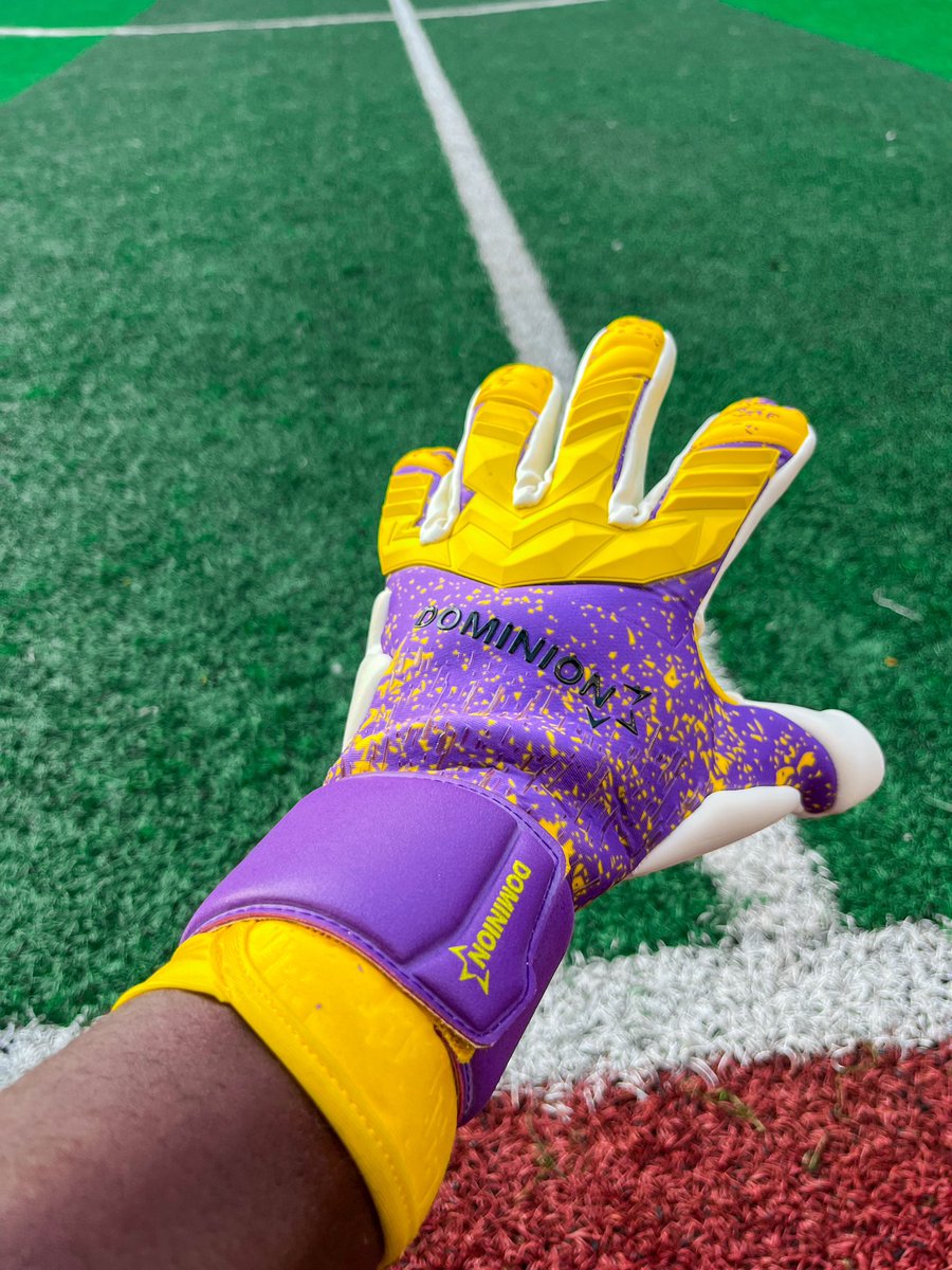 DominionSports1's tweet photo. Feel the difference in every save with our Dominion Gloves🧤🔥.Built for performance &amp; designed for champions!
#DominionSportswear #GreatnessIsHere https://t.co/z2hXZHCSyG