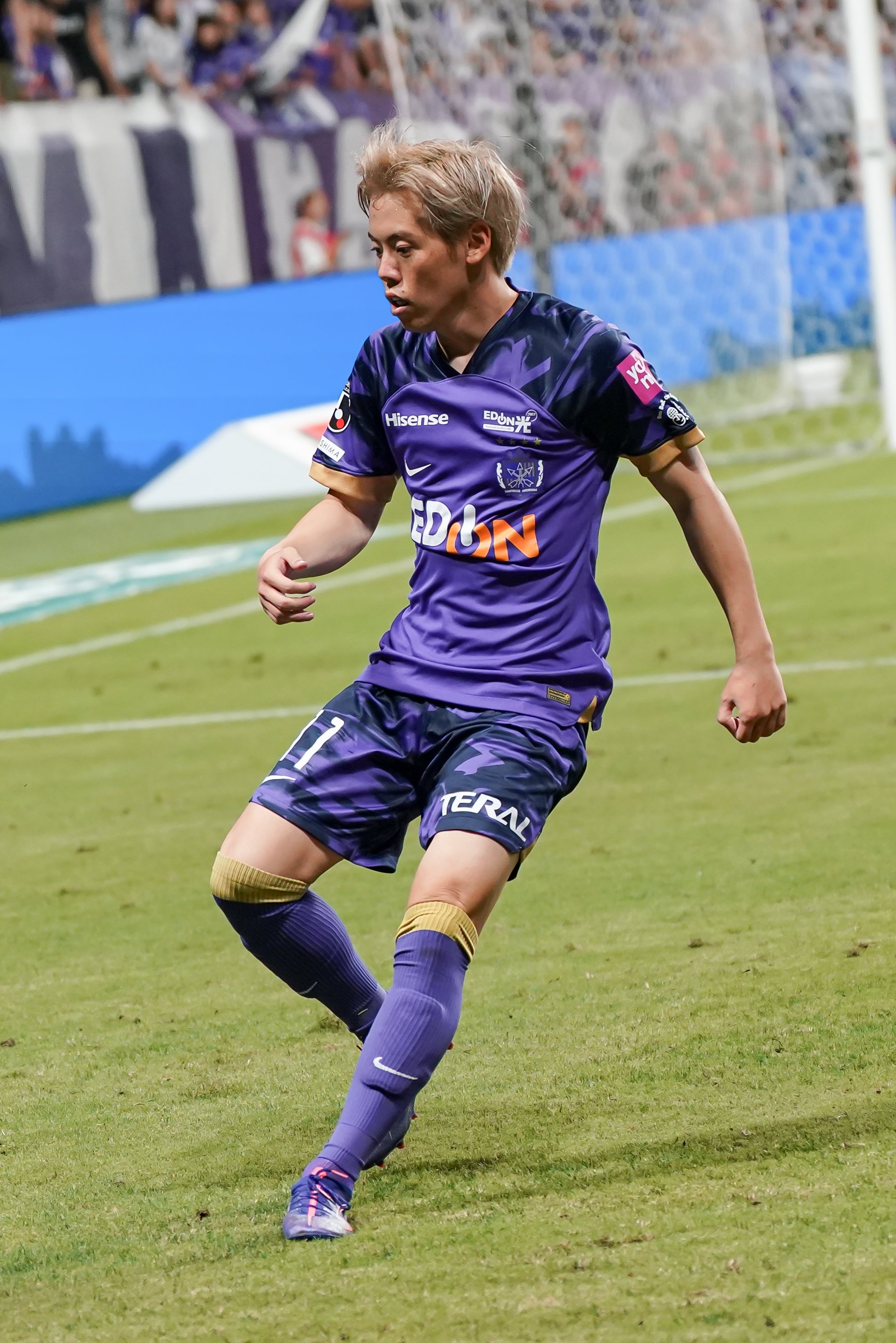 満田誠 サンフレッチェ広島 黒GEM EPOCH Jリーグ 2024