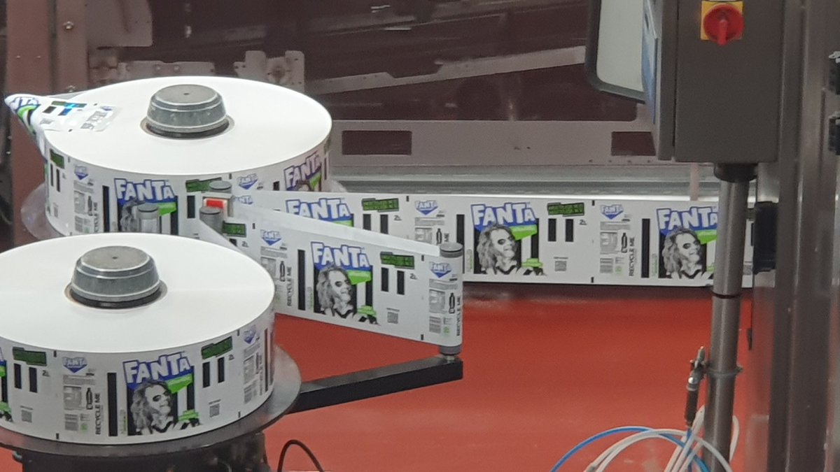 Well done to Millie and Nicole who were part of the winning Coca Cola Team challenge 👏 . Thank you to Illaria of <a href="/Getuptree/">Uptree</a> and Natasha of  <a href="/CocaColaEP/">Coca-Cola Europacific Partners</a> for organising this great event involving team challenges, site tour and careers awareness.  <a href="/DYWLED/">DYW Lanarkshire & East Dunbartonshire</a>