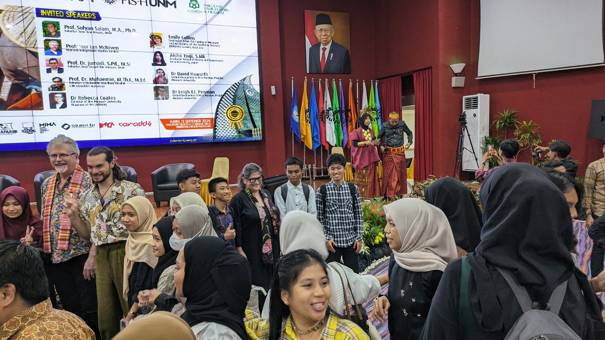 Thank you friends, students, academic staff and senior leadership <a href="/UNM_Makassar/">Universitas Negeri Makassar</a> <a href="/UIN_Alauddin/">UIN Alauddin</a> <a href="/GlobalEMonash/">Global Encounters Monash</a> <a href="/MonashUni/">Monash University</a> for attending the Symposium on #Makassar #Marege #2024 #Tabe 🙏🎉 @lynetterussell <a href="/KonJenMakassar/">Todd Dias</a>