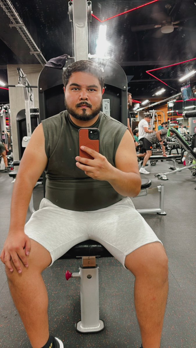 rodriram23's tweet photo. Gym time https://t.co/y7VsDYO2aB