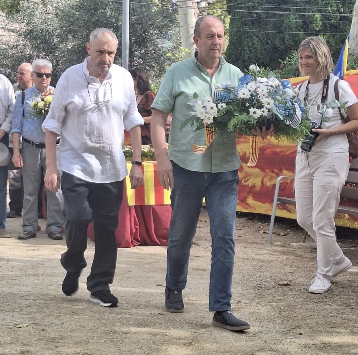La Penya Espanyolista d'Argentona, un any més participant a l'ofrena de la Diada 2024 a la nostra Vila. 
#fcpe #rcde #argentona
