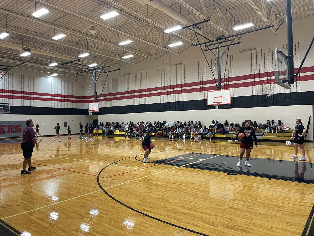 Coach Mitchell and the Lady Charger Varsity basketball team putting in work at HMS today! Charger Nation!!! <a href="/Chargers_CHS/">⚡️Keller Central Athletics⚡️</a> <a href="/KISDAthletics/">Keller ISD Athletics</a> <a href="/lcballers/">Lady Charger Basketball</a>