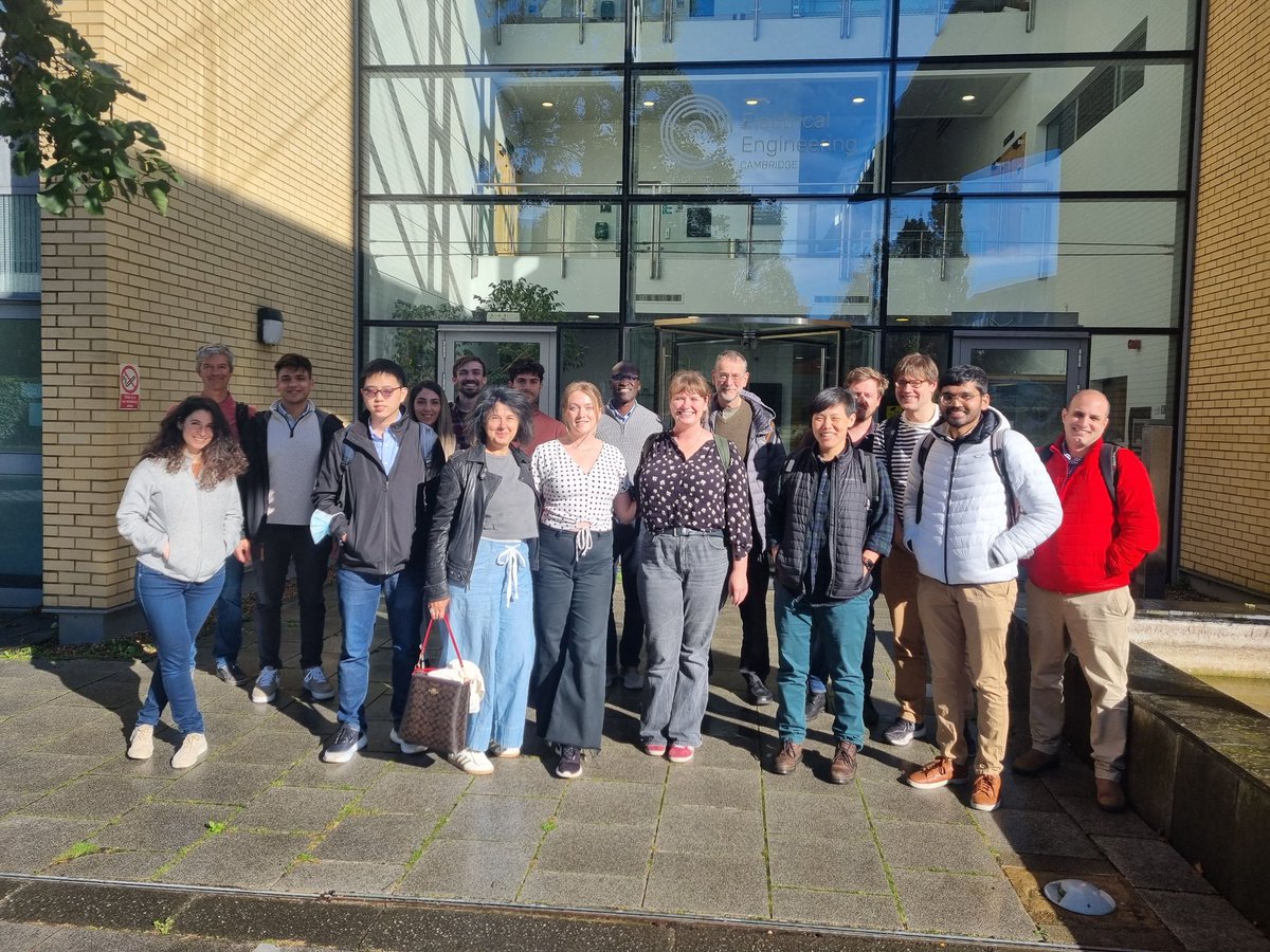 Great to host an impromptu workshop on phantoms for #fNIRS measurements of cytochrome-c-oxidase yesterday! Looking forward to co-creating a standard for this, if anyone is interested in getting involved let us know