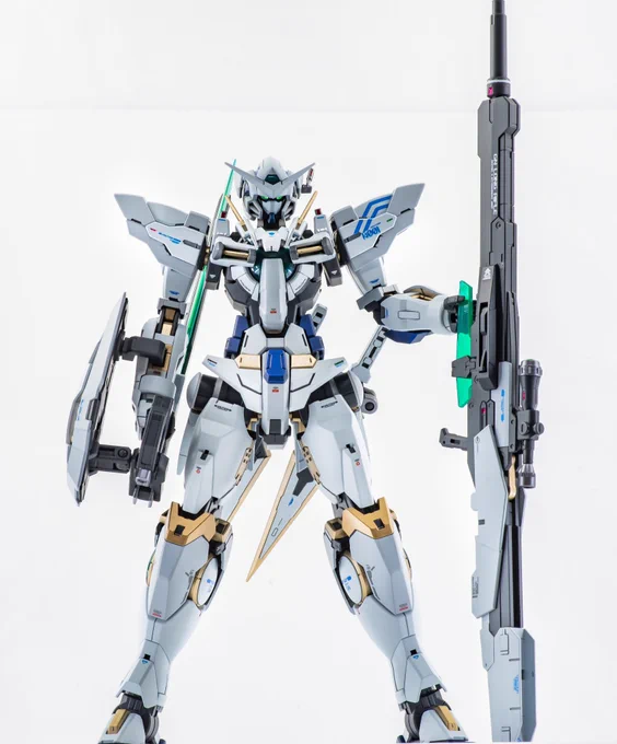 #白い作品でTLを真っ白ろすけ気合いのド正面!白系は未だに綺麗に塗れた試しないからまだまだ練習が必要 