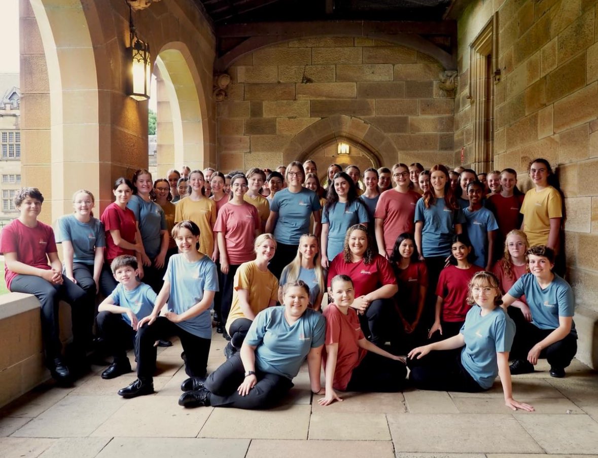 London Calling!
Gondwana Voices and Marliya will present a free concert at St Giles’ Cripplegate Thursday 3 October 2024 at 6pm and will last about an hour.
 We would love to see as many members of the Gondwana community there. Please RSVP via shorturl.at/yRfjg