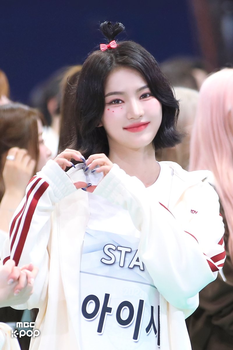 MBC_entertain's tweet photo. 2024 추석 특집 #아육대 미리보기 현장포토📸🩵 

당신들 생각하며 뛰었다...
내 심장도 뛰었다...

📍MBCkpop 유튜브 업로드 안내
9/15 (일) 본방사수 셀프캠
9/16 (월) 본방사수 이벤트 비하인드 1편
9/17 (화) 본방사수 이벤트 비하인드 2편
9/18 (수) 본방송 비하인드 https://t.co/Po4ZMHn1Ol
