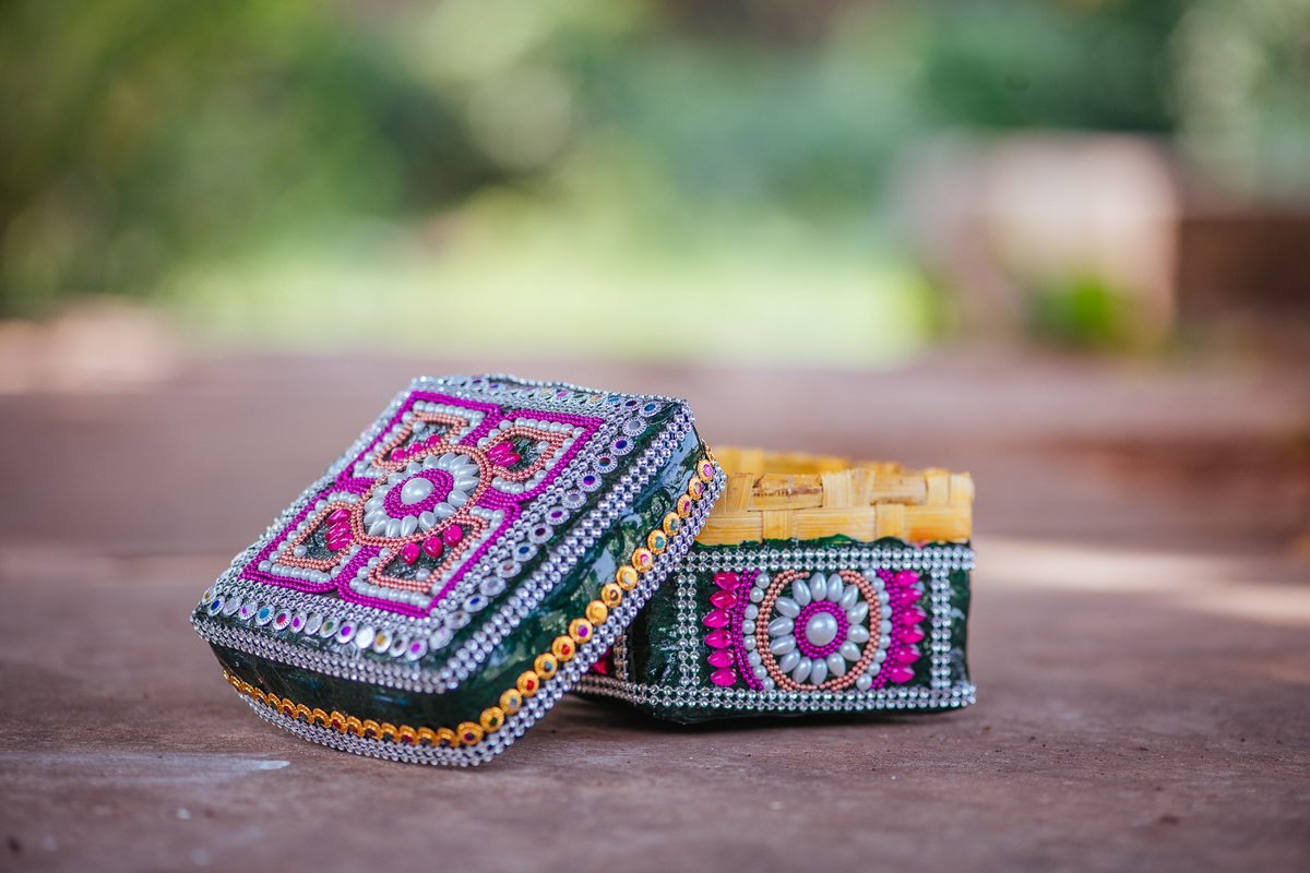 ms_bazaar's tweet photo. Bring home the beauty of our lacquer craft decorative box, handcrafted by the talented women of Mission Shakti SHG. Each purchase empowers their artistry and supports their dreams. Shop now and make a difference! #SupportWomenArtisans #MissionShaktiSHG #BuyHandmade #lacquerCraft https://t.co/KwAc5lu1Pd