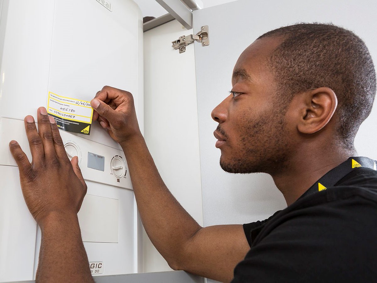Helping us do gas safety checks in your home can save your life, and the lives of those you love 👍👷 #GasSafetyWeek 😀 muir.org.uk/our-latest-new…