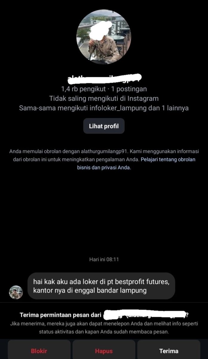 teaaazt's tweet photo. HAMPIR KETIPU❗❗❗❗
kaget bangt tiba² akun SC ada yg ngirim pesan padahal ga kenal siapa orang nya dan nawarin kerjaan KEKKKK!!!!??? WHAT!!??? jaman sekarang nyari kerja susah woy!!! kenapa ada orang yg nawarin kerjaan? di SC ACC lagi https://t.co/7ZtHzVlFdk
