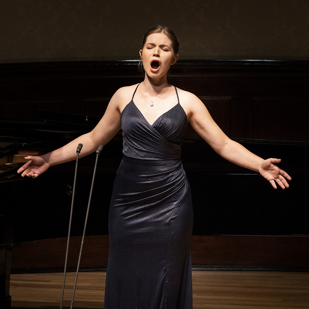 Opera with Opera News (@operamagazine) on Twitter photo The 2024 <a href="/wigmore_hall/">Wigmore Hall</a> Wigmore Hall/Bollinger International Song Competition has been won by the Austrian mezzo Anja Mittermüller; second prize went to the Uruguayan tenor Santiago Sánchez and third to the New Zealand baritone Jonathan Eyers. The 2024 <a href="/wigmore_hall/">Wigmore Hall</a> Wigmore Hall/Bollinger International Song Competition has been won by the Austrian mezzo Anja Mittermüller; second prize went to the Uruguayan tenor Santiago Sánchez and third to the New Zealand baritone Jonathan Eyers.