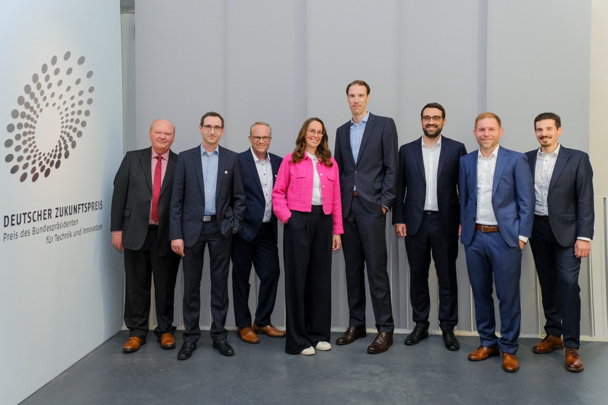 Gestern fand die Bekanntgabe der diesjährigen Nominierten für den Deutschen Zukunftspreis 2024 im Deutschen Museum in München statt.

Alle Informationen zu den Teams und ihren Projekten finden Sie hier:
deutscher-zukunftspreis.de/de/preistraege…