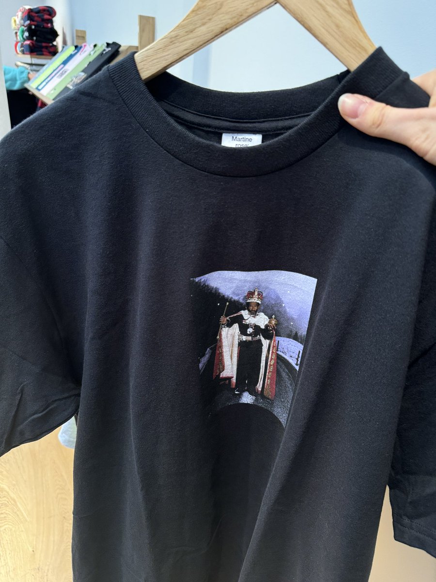 Supreme Drops tweet media