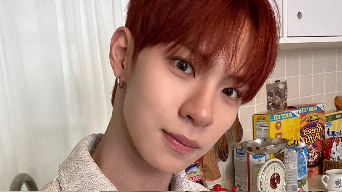 y2bungee's tweet photo. estoy igual de sorprendido como ustedes ahora que se han cumplido los #𝟷𝟘𝟎ᰍ̠𝚍𝕒𝚢sとn𝐢n𝕒 hace poquito debutó y ahora ya son 100 días??? no me lo creo nada pero con una mano en el pecho digo #𝚠e𝐥𝕔o𝑚e𖠇ིུ͠𝕝u𝚟u.

𐅛𝅦⃢  ᅠ' ᅠ𝚜uթྀǝ̤𝚛 이끌림 ✿ 𝐤yི۪lǝ https://t.co/0CWnvSKxEG