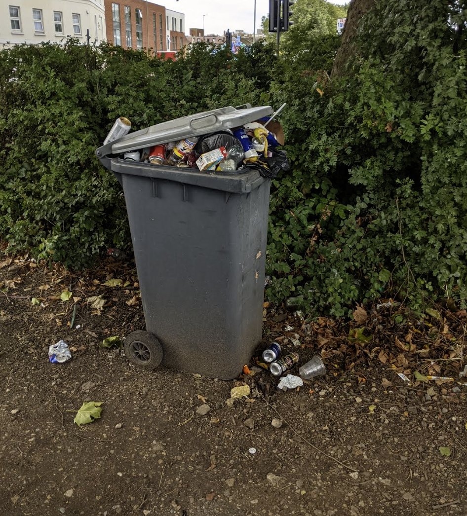 EricTorrington's tweet photo. @ASDA just raised the issue of litter and fly-tips at the Bruton Way store on @fixmystreet. This has been a persistent problem throughout 2023-2024. I will undertake goodwill litter pick later today but you have a duty of care to protect the environment as does @GloucesterCity https://t.co/w3RP3Nbw7M