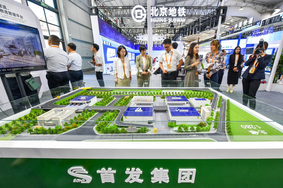 BeijingEvening's tweet photo. The cumulative circulation of #BEIJINGPASS has exceeded 10,000 after more than a month of trial launch! In addition, the upcoming cultural and creative series of BEIJING PASS were also exhibited at the #CIFTIS, providing foreign friends with more diverse and interesting #travel options. #chinatravel #beijingtravel