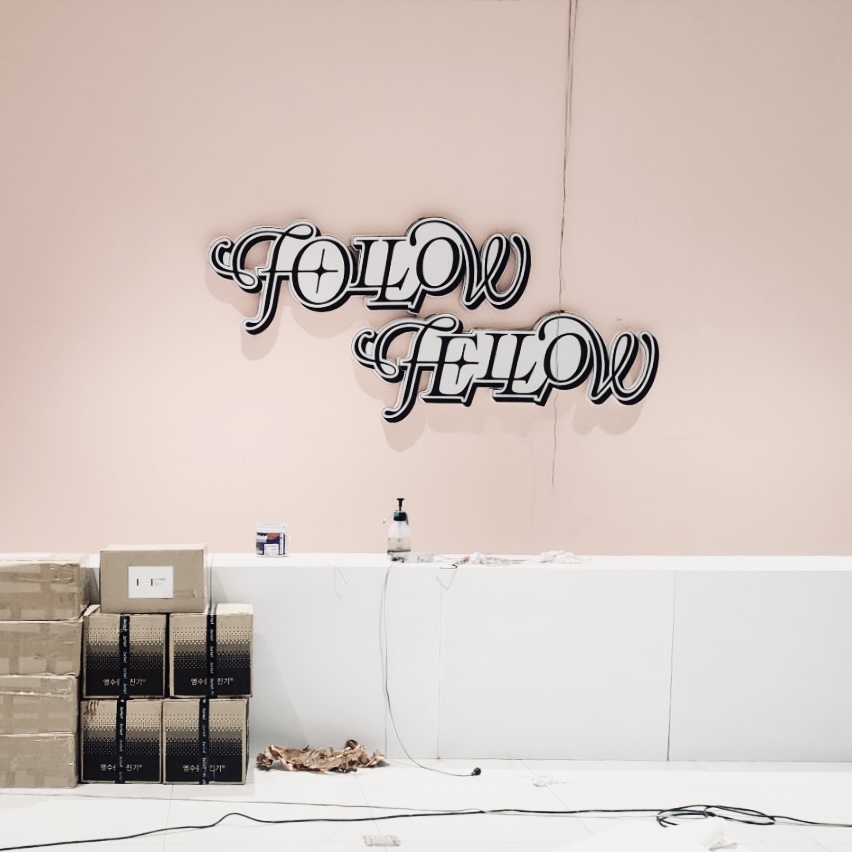 idolstore_korea's tweet photo. SEVENTEEN EXHIBITION_'FOLLOW FELLOW' IN BANGKOK D-3

3 days to go before we begin this amazing journey in Bangkok! Final touches are underway, turning the space into an unforgettable SEVENTEEN experience. 🪄✨

Don’t miss your chance to be a part of it. Grab your tickets now!

��� https://t.co/fgLBjjlXpS

#SEVENTEEN #세븐틴
#FOLLOWFELLOW
#SEVENTEENEXHIBITION
#BANGKOK #idOLSTORE 
#SVTEXHIBITION_FOLLOWFELLOWinBKK