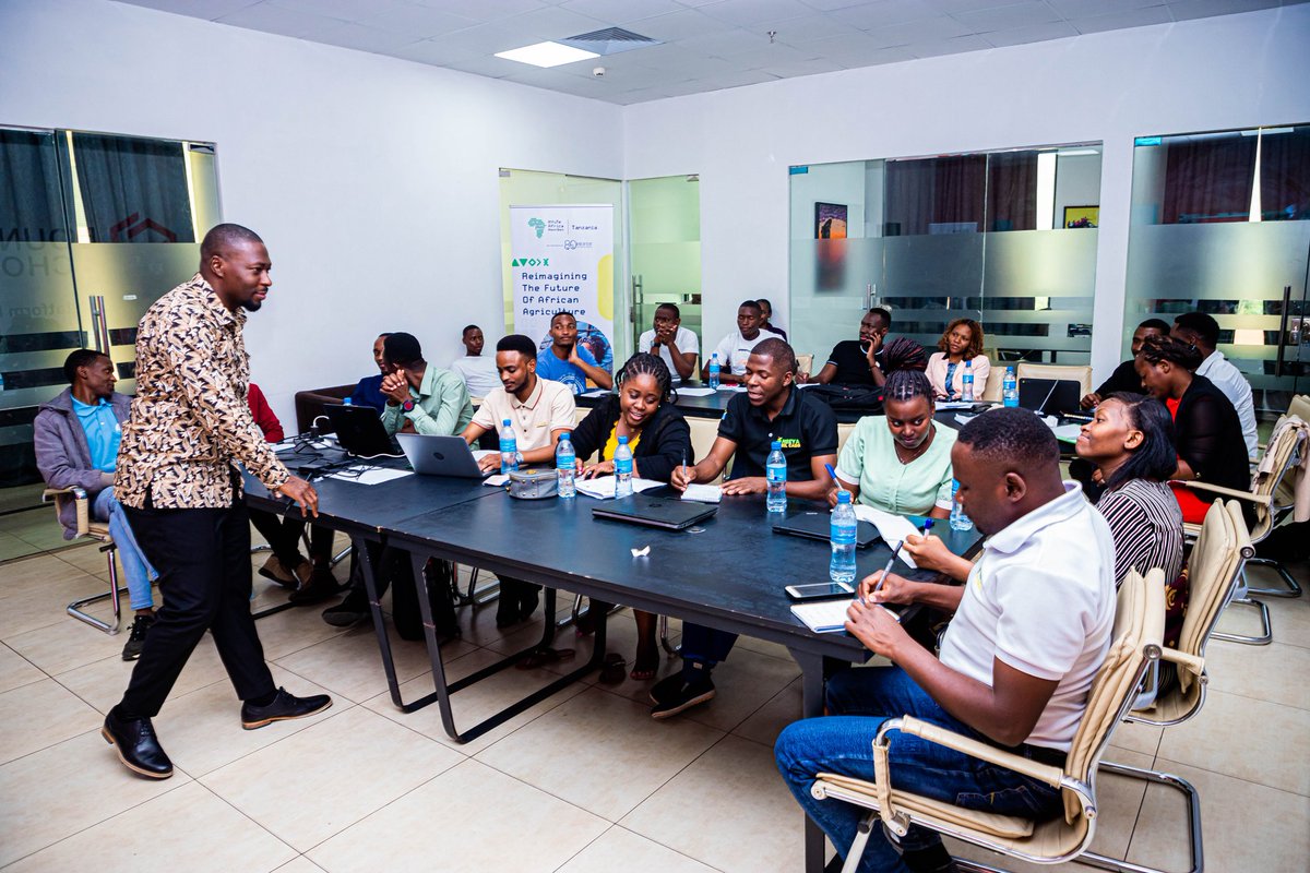 Earlier this week we kick started the Bootcamp of <a href="/AyuteAfrica/">AyuteAfrica</a> Challenge for the top ten Agritech startups. AYuTe Africa Challenge supports youth-led Agritech startups. The project is implemented by Sahara Ventures in collaboration with <a href="/Heifer/">Heifer International</a> International Tanzania.