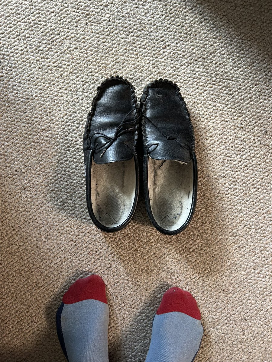 Slippers out in mid September 🥶#toosoon