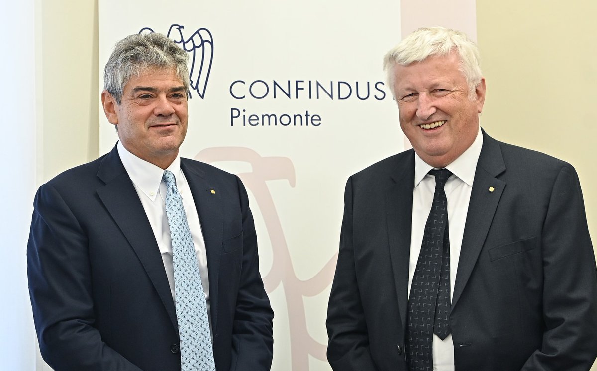 Confindustria Cuneo (@confindustriacn) on Twitter photo Mariano Costamagna, presidente di #ConfindustriaCuneo, è ora vicepresidente di #ConfindustriaPiemonte, guidata da Andrea Amalberto. Un'importante nomina che aumenta la rappresentatività delle #aziendecuneesi a livello #regionale
<a href="/ConfPiem/">Confindustria Piemonte</a>
➡️shorturl.at/2NMaH
#confindustria Mariano Costamagna, presidente di #ConfindustriaCuneo, è ora vicepresidente di #ConfindustriaPiemonte, guidata da Andrea Amalberto. Un'importante nomina che aumenta la rappresentatività delle #aziendecuneesi a livello #regionale
<a href="/ConfPiem/">Confindustria Piemonte</a>
➡️shorturl.at/2NMaH
#confindustria