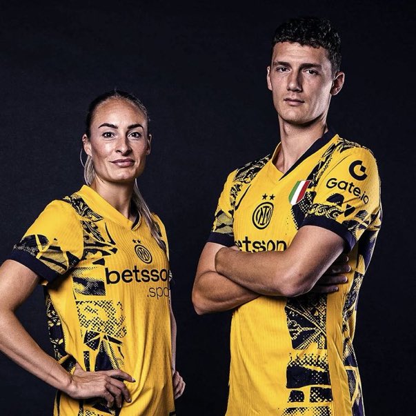 topskillsportuk's tweet image. 🇮🇹👕 𝐎𝐅𝐅𝐈𝐂𝐈𝐀𝐋 | Inter's new 3rd kit for the season! 🐯 #IMInter