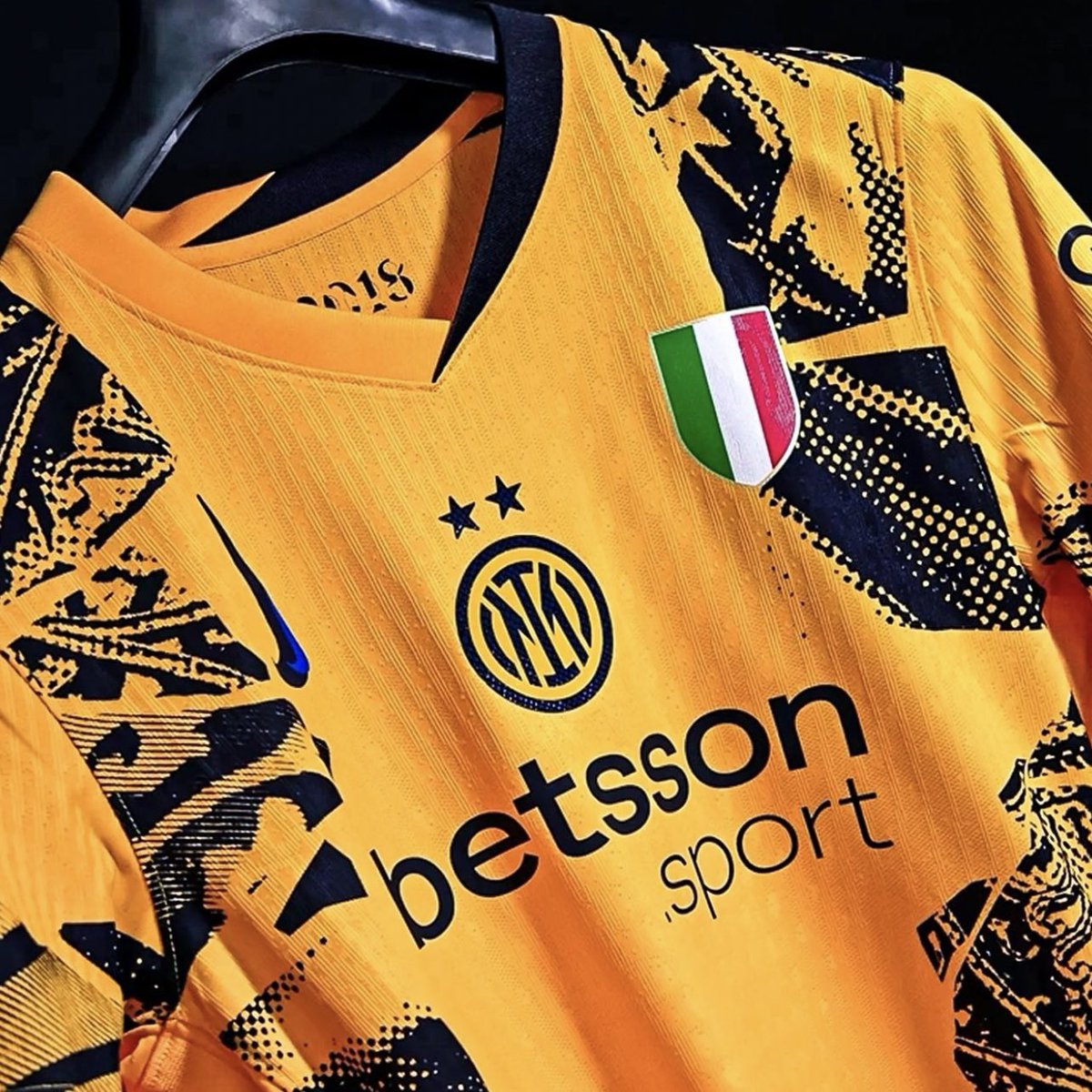 topskillsportuk's tweet image. 🇮🇹👕 𝐎𝐅𝐅𝐈𝐂𝐈𝐀𝐋 | Inter's new 3rd kit for the season! 🐯 #IMInter