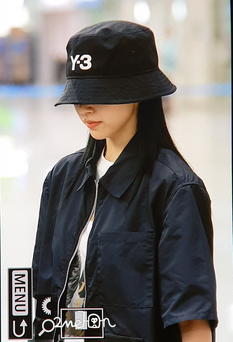 27Melann's tweet photo. 240912 ICN Preview
#MINA #미나 #ミナ #TWICE #트와이스 https://t.co/3vB3OrM7Cn