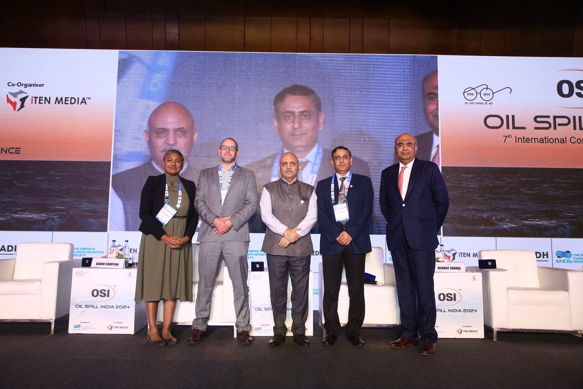 oilspillindia's tweet photo. We are delighted to share a glimpse of the Technical Session VI at Oil Spill India 2024!
📌12th of SEPTEMBER 2024, JW MARRIOTT, AEROCITY, NEW DELHI
#OilSpillIndia #osi #OSI2024 #ENCIS #ITENMedia https://t.co/4gXXlu3Etw