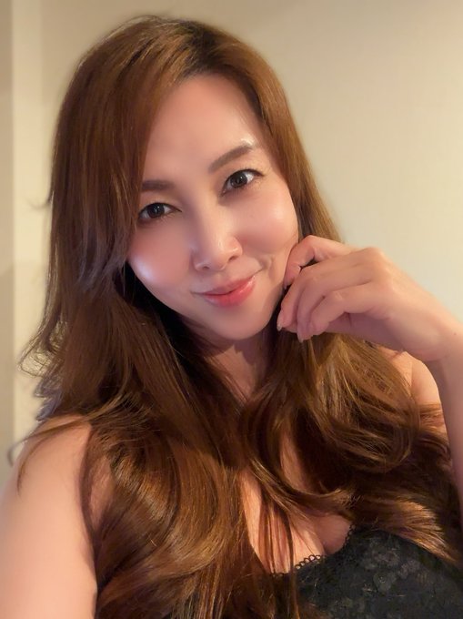 まだまだ暑いね  すだち たくさん買ってきた 今年も すだちにハマりそう🤭 https://t.co/ixd4PNcrOl