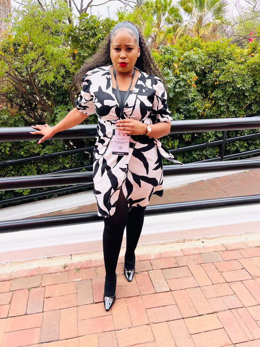 Dineo_Nakedi's tweet photo. Top Leading woman in Procurement &amp; Supply Chain as delegated at the 18th Annual Smart Procurement World Indaba.  Procurement professionals must be agile and adaptable. 
#SPW2024Indaba #DNAProcurement #ProcurementConference #SupplyChainConference https://t.co/x9h2U7Rhc5