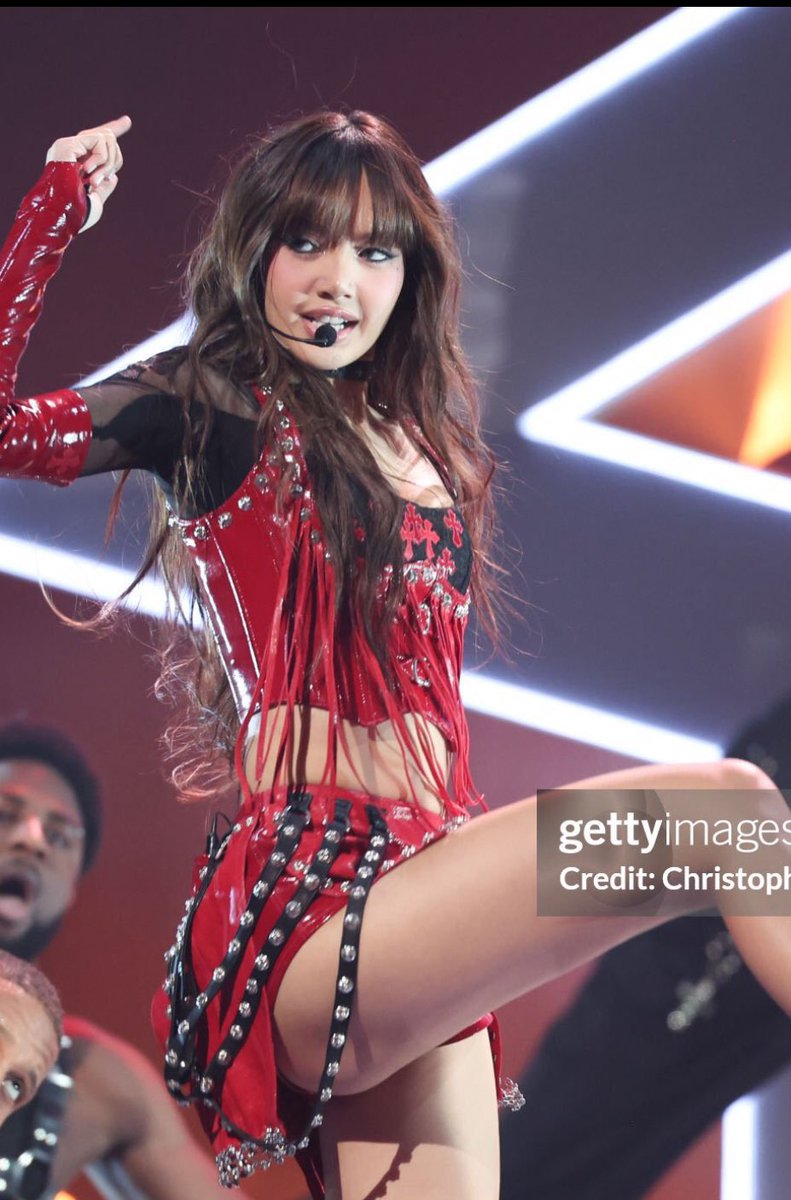 autwngj9's tweet photo. แพ้แล้วแพ้ให้กับผู้หญิงคนนี้

LISA OUR BEST KPOP
#LISA_VMAs2ndWin 

ROCKSTAR LISA ON VMAS
#LISAisBACK_VMAs 
#VMAs https://t.co/5BkBdYUtKS